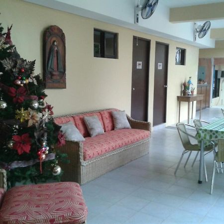 11Th Street Bed And Breakfast Bacolod Exterior foto